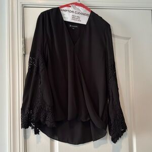 Inc. International concepts size large black women’s blouse